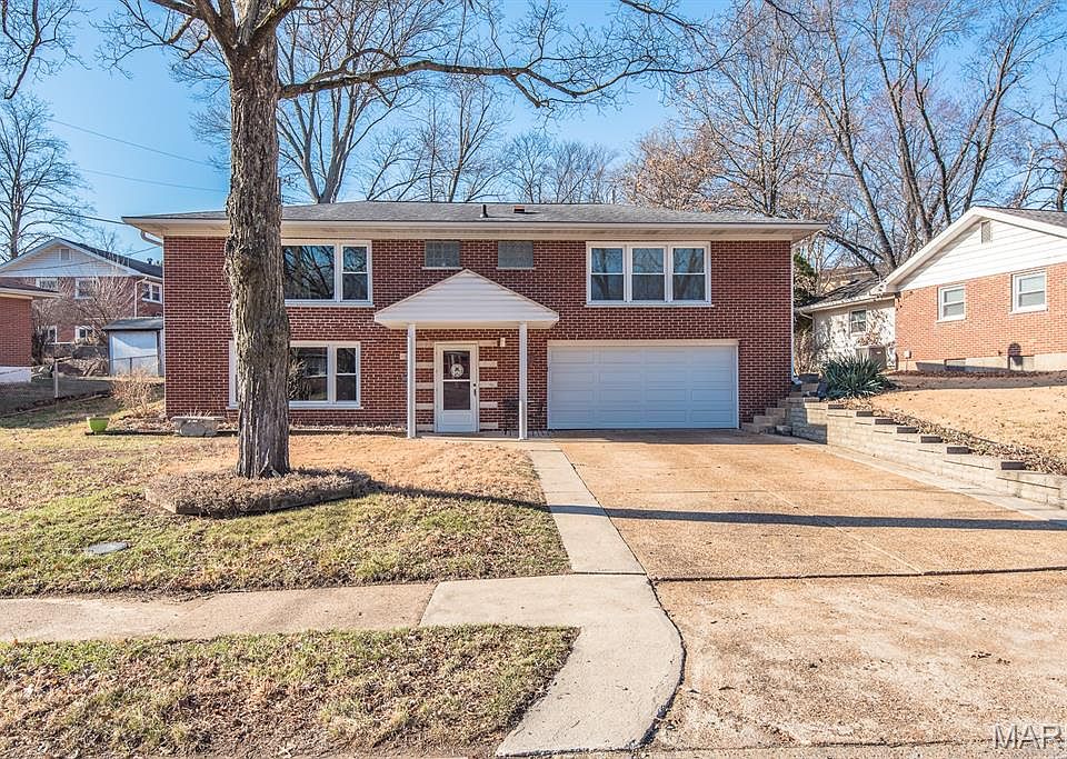 1st image of 8408 Hawkesbury Dr