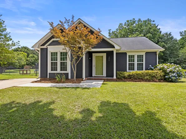 306 Laurel Tree Ln, Simpsonville, SC 29681