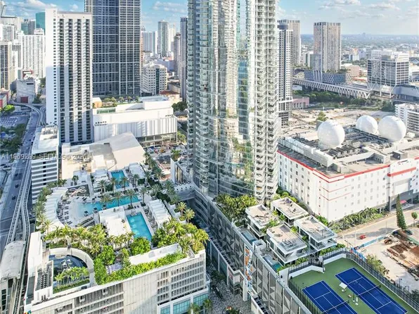 851 NE 1st Ave, Miami, FL