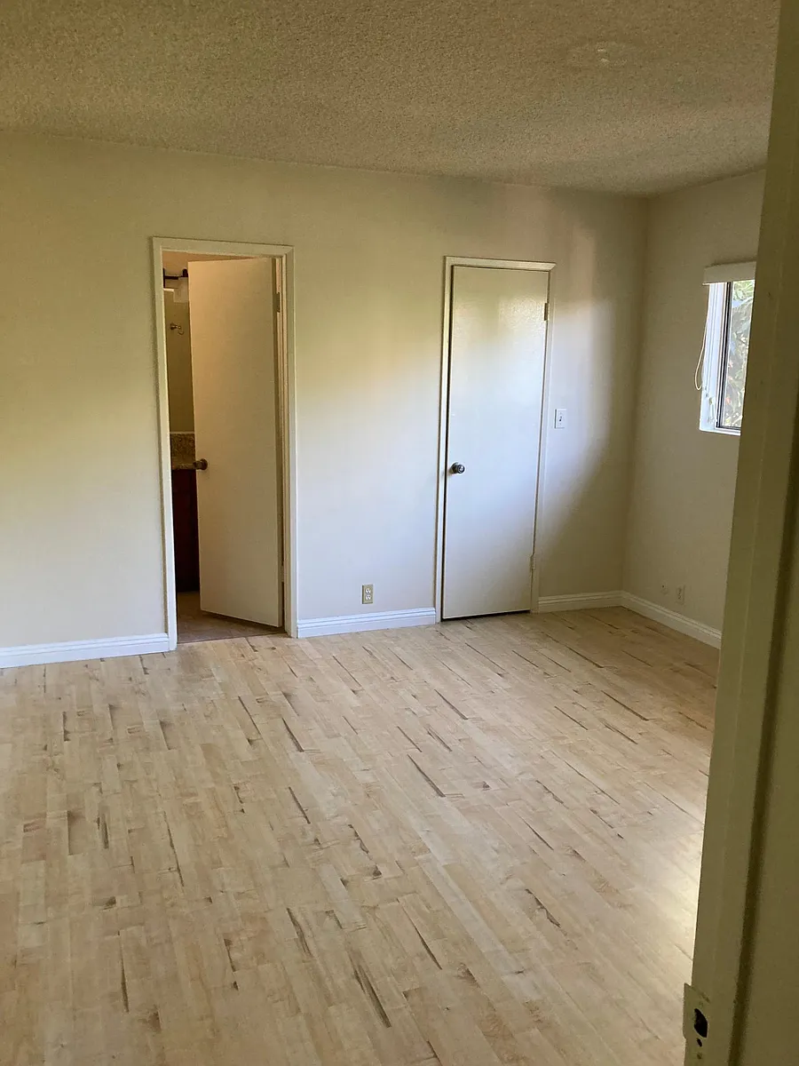 Building Photo - 3620 Bagley Ave #15
