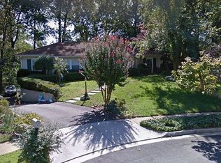 1801 Windmill Ln, Alexandria, VA 22307