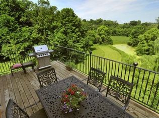 535 Kristin Ln, Minnetrista, MN 55359