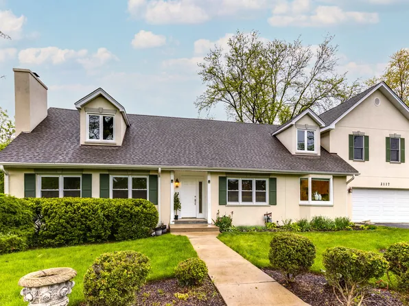 2117 Winnetka Ave, Northfield, IL 60093