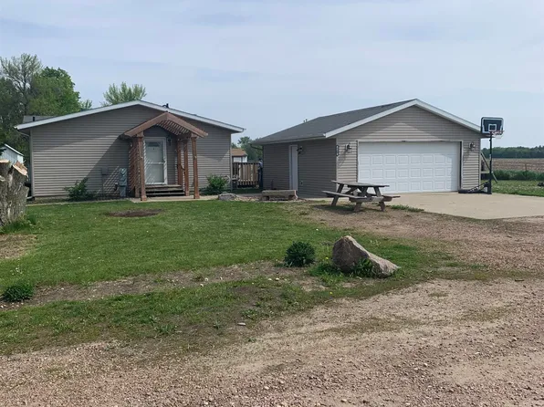 708 E 6th St, Colton, SD 57018