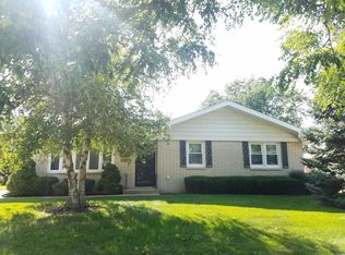 1207 Hosmer St, Joliet, IL 60435