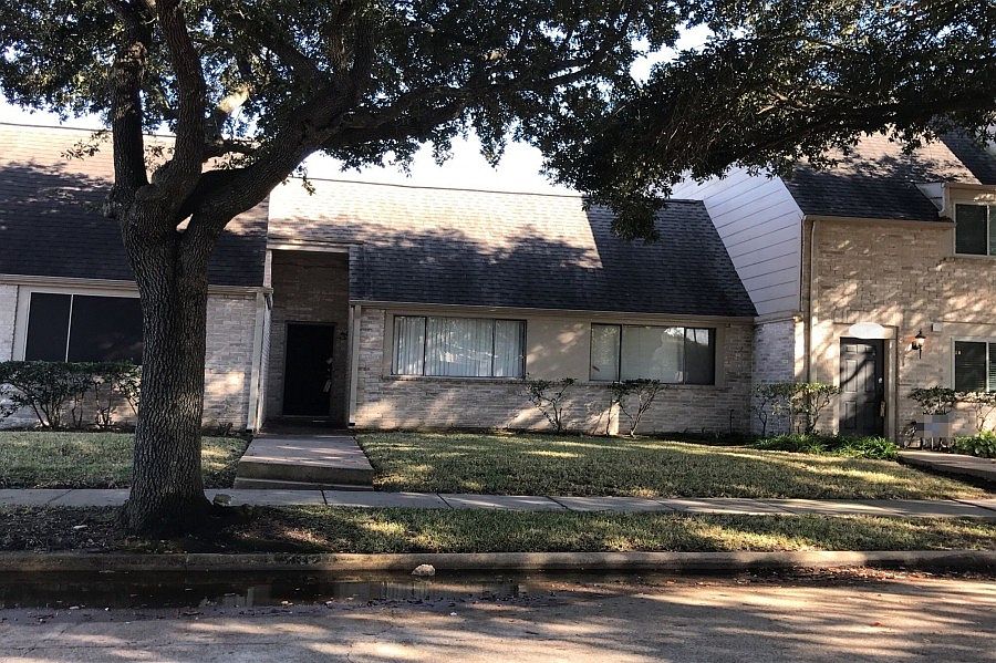 1st image of 6612 Montauk Dr
