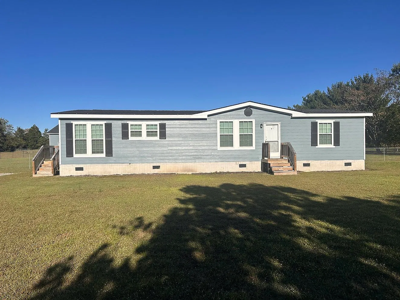 3 bed, 1550 sqft, $1,500 — Photo 2