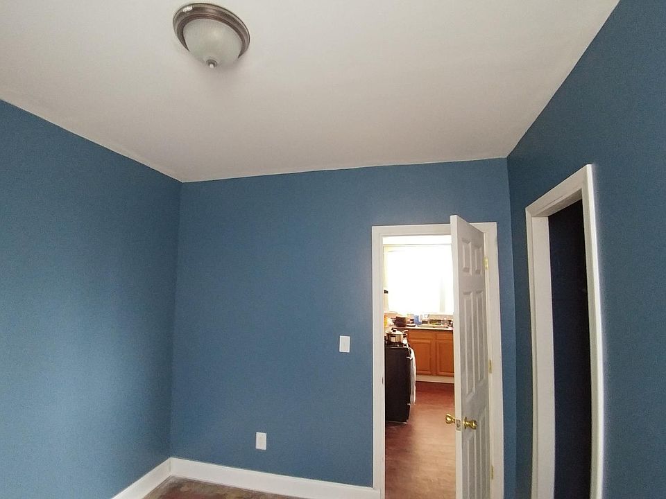 1st image of 2348 16th St Floor 1