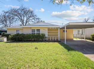 5829 Holloway St, Westworth Village, TX 76114