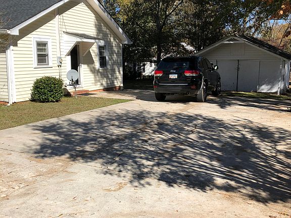 4th image of 501 McPherson St