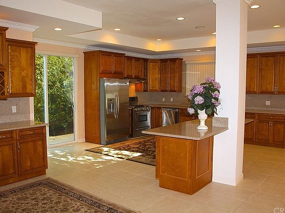 3rd image of 5188 Mecca Ave