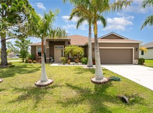 1703 SW 1st Pl, Cape Coral, FL 33991