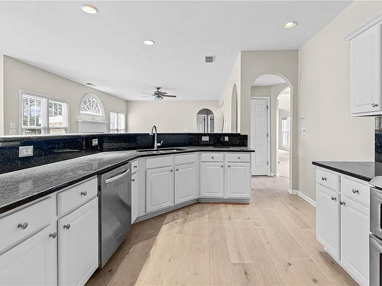 2030 Brook Meadow Dr — Photo 22