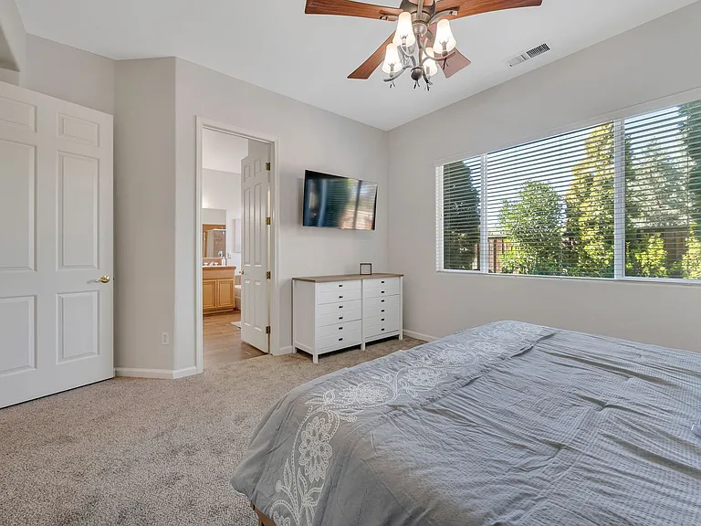 10577 Eagle Falls Way — Photo 22