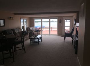 2212 Wolfs Point Dr, Rochester, IN 46975