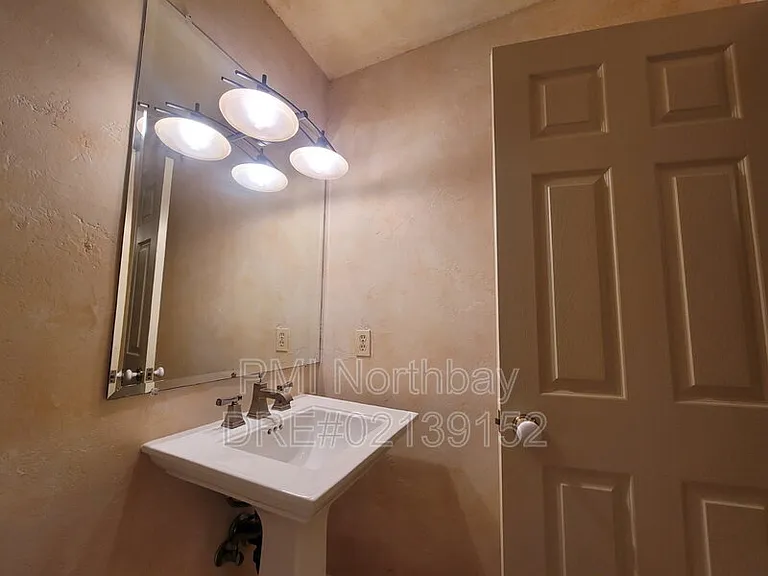 2842 Vista Grande — Photo 19