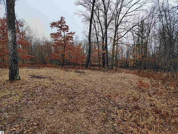 3rd image of 0 Maple Rd #88