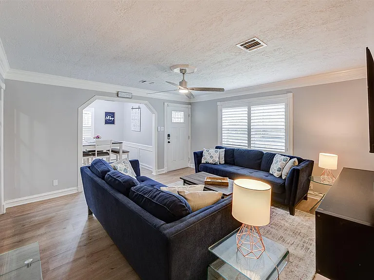 1207 Archer St — Photo 19