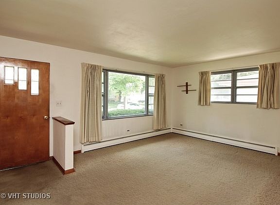 2nd image of 830 S Fulton Ave