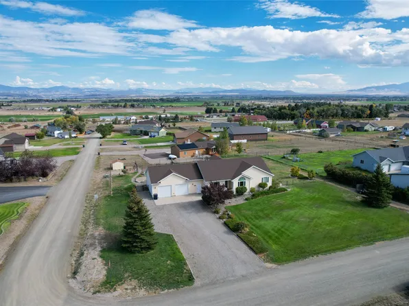 6885 Scratchgravel Dr, Helena, MT 59602