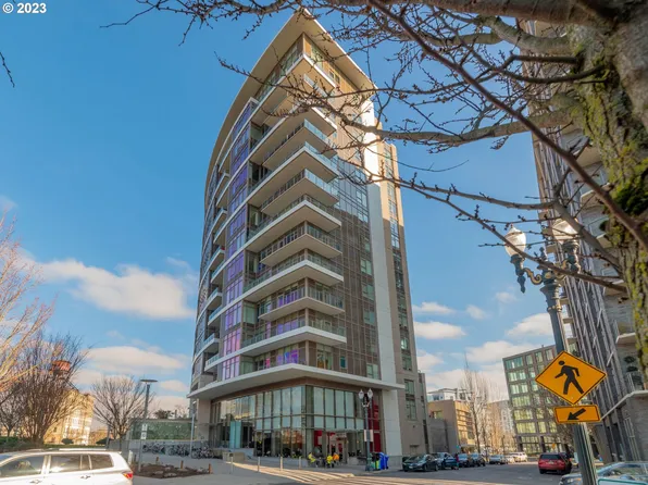 949 NW Overton St #615, Portland, OR 97209
