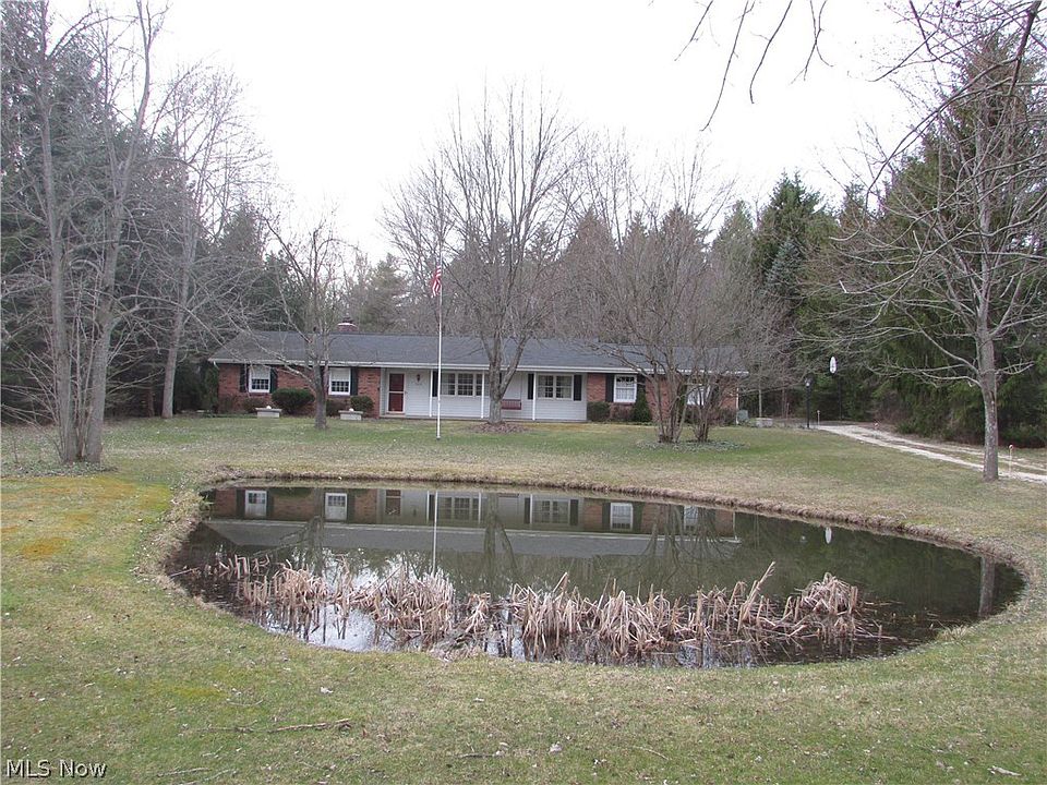1st image of 3654 Whitethorn Cir
