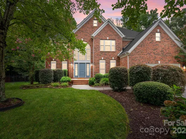 12003 Cobham Ct, Huntersville, NC 28078