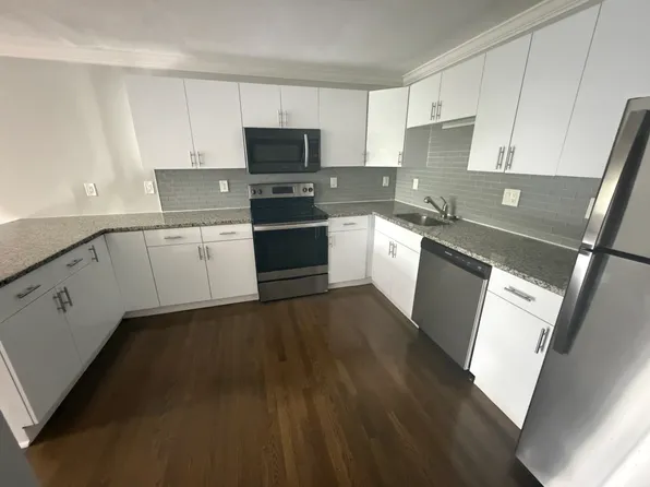 573 Washington St, Brookline, MA