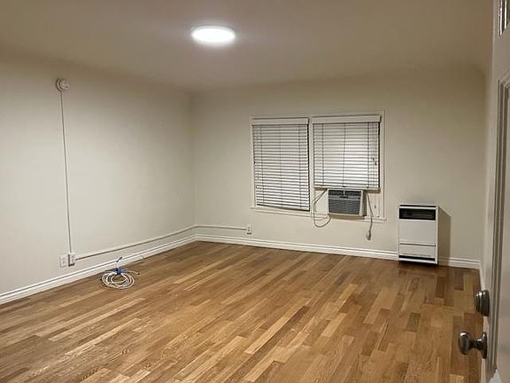 4th image of 130A S Palm Dr #130A