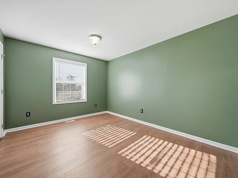 1602 County Home Rd — Photo 11