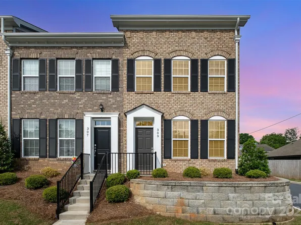 309 N Aspen St, Lincolnton, NC 28092
