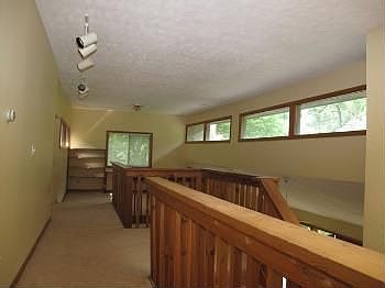 3rd image of 409 Bellevue Blvd N