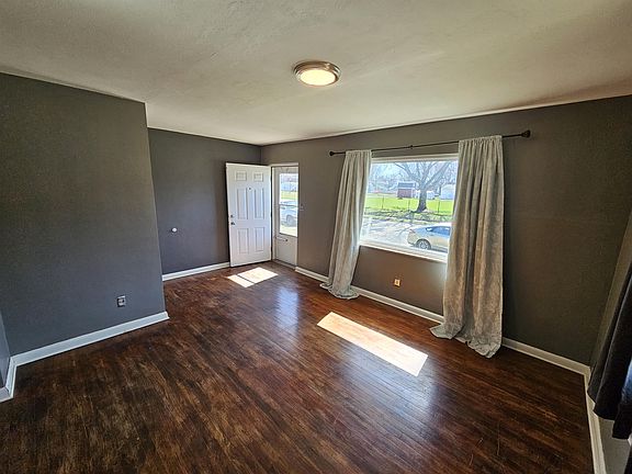 3rd image of 1226 Cottage Ave