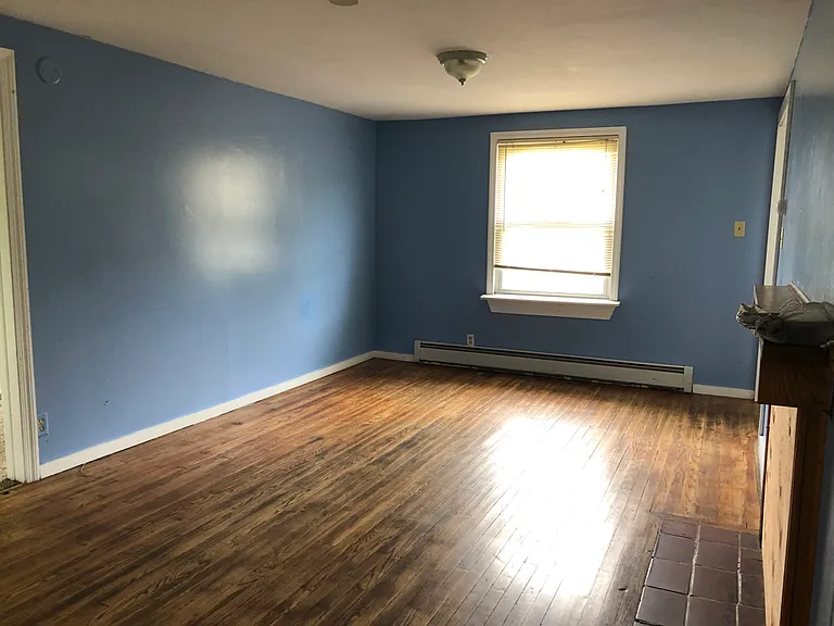 1002 Stafford Rd — Photo 8