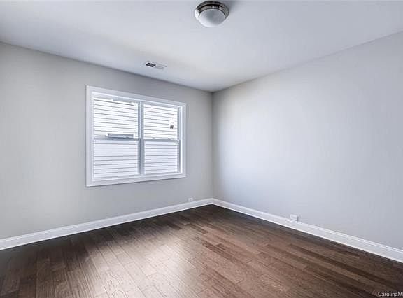 5th image of 3016 Kinsley Ct #11