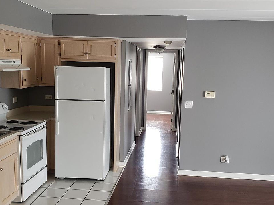 1st image of 7325 Oakwood Ave APT 3F