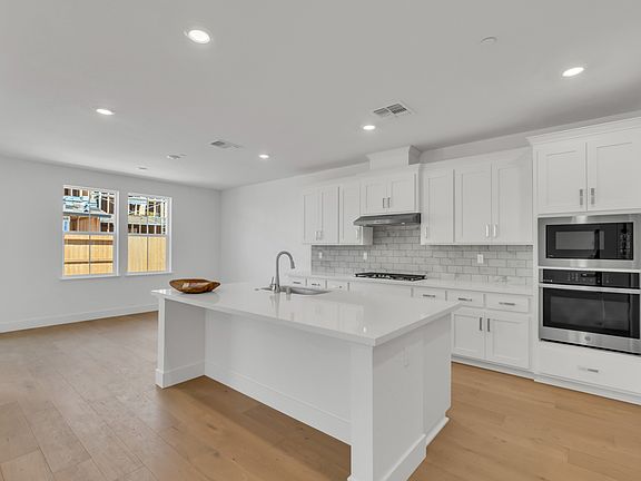 2nd image of 8455 Haley Cir