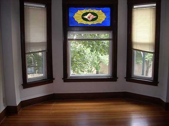 3rd image of 1405 W Belden Ave #2N