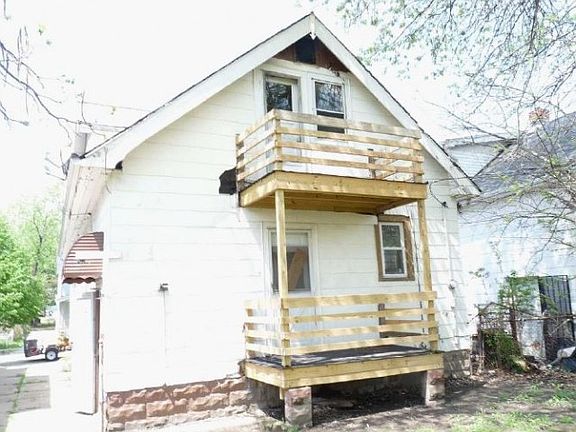 3rd image of 3325 E 145th St