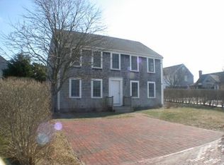 98 Goldfinch Dr, Nantucket, MA 02554