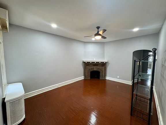 2nd image of 3533 Oakmont St Floor 1