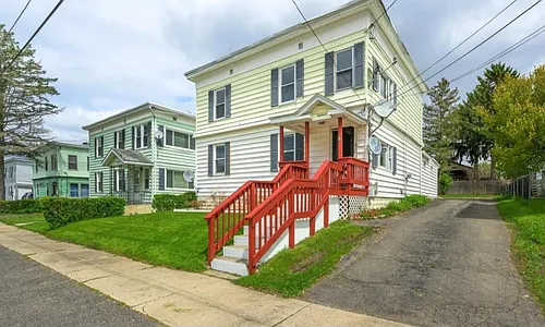 18 Pacific St #B Photo 1