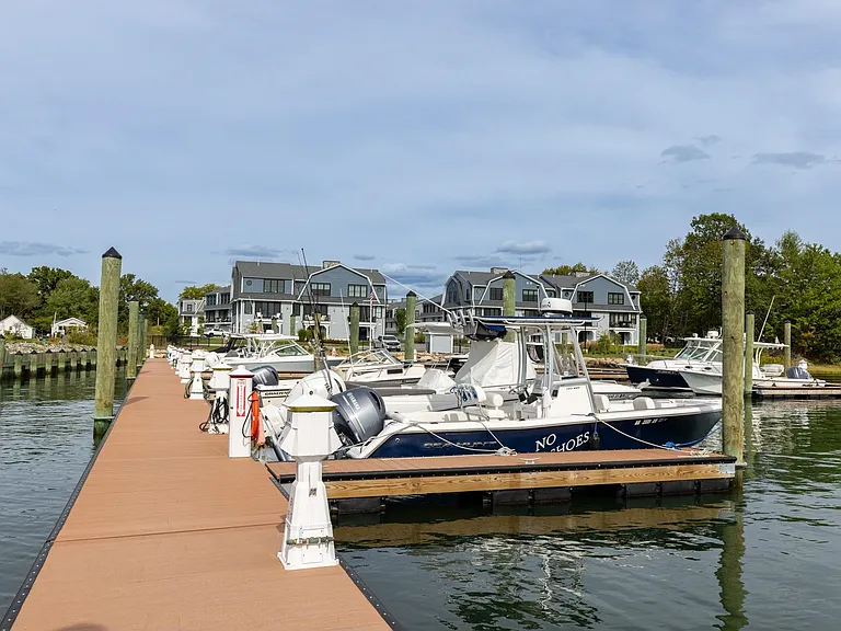 28 Little Bay Dr #28 — Photo 42