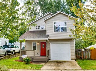 8252 N Johnswood Dr, Portland, OR 97203