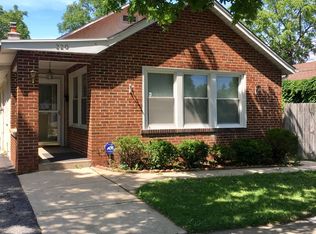 220 Oakridge Ave, Highwood, IL