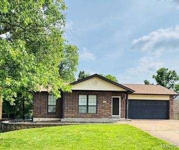 2 Wampler Dr, Arnold, MO, 63010