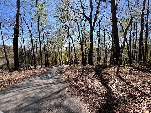 5th image of 0 Sassafras Ct #4544