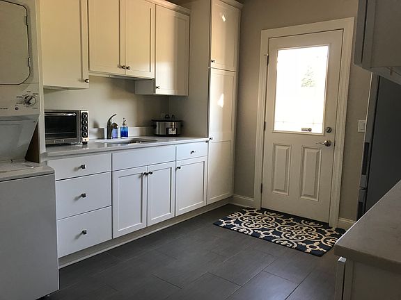 4th image of 4062 Flying Fish Ln