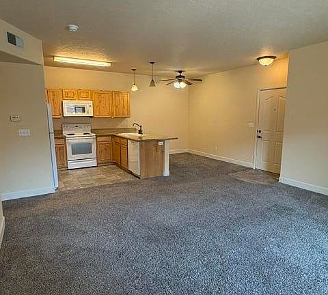 3rd image of 6735 N Spurwing Loop Unit 204
