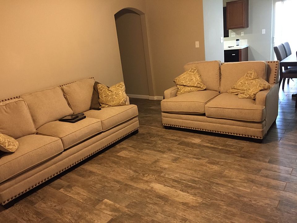 1st image of 481 Cherrywood St